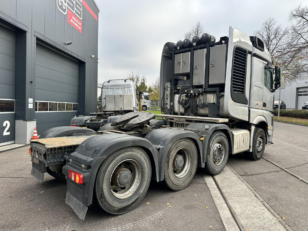 Mercedes Benz Actros 4158 SLT 8x4 (ZGG 155 t) - Тягач: фото 5 Mercedes Benz Actros 4158 SLT 8x4 (ZGG 155 t) - Тягач: фото 5