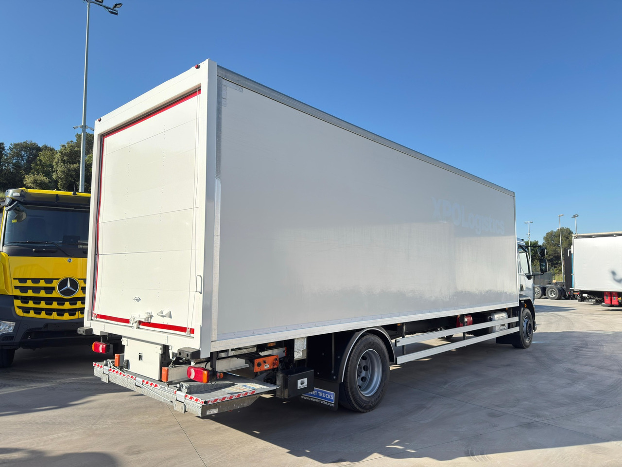 DAF LF 290 FA E6 (VAN) - Вантажівка з закритим кузовом: фото 3 DAF LF 290 FA E6 (VAN) - Вантажівка з закритим кузовом: фото 3