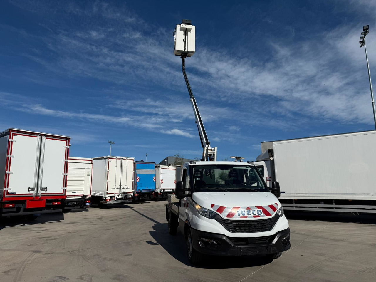 IVECO 35S14 Daily E6 (Basket) - Автовишка: фото 4 IVECO 35S14 Daily E6 (Basket) - Автовишка: фото 4