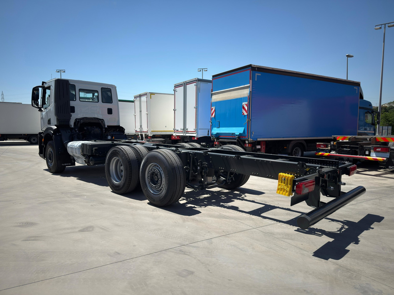 IVECO AD280X40 YPS ON X-WAY E6 (Chassis) - Вантажівка шасі: фото 3 IVECO AD280X40 YPS ON X-WAY E6 (Chassis) - Вантажівка шасі: фото 3
