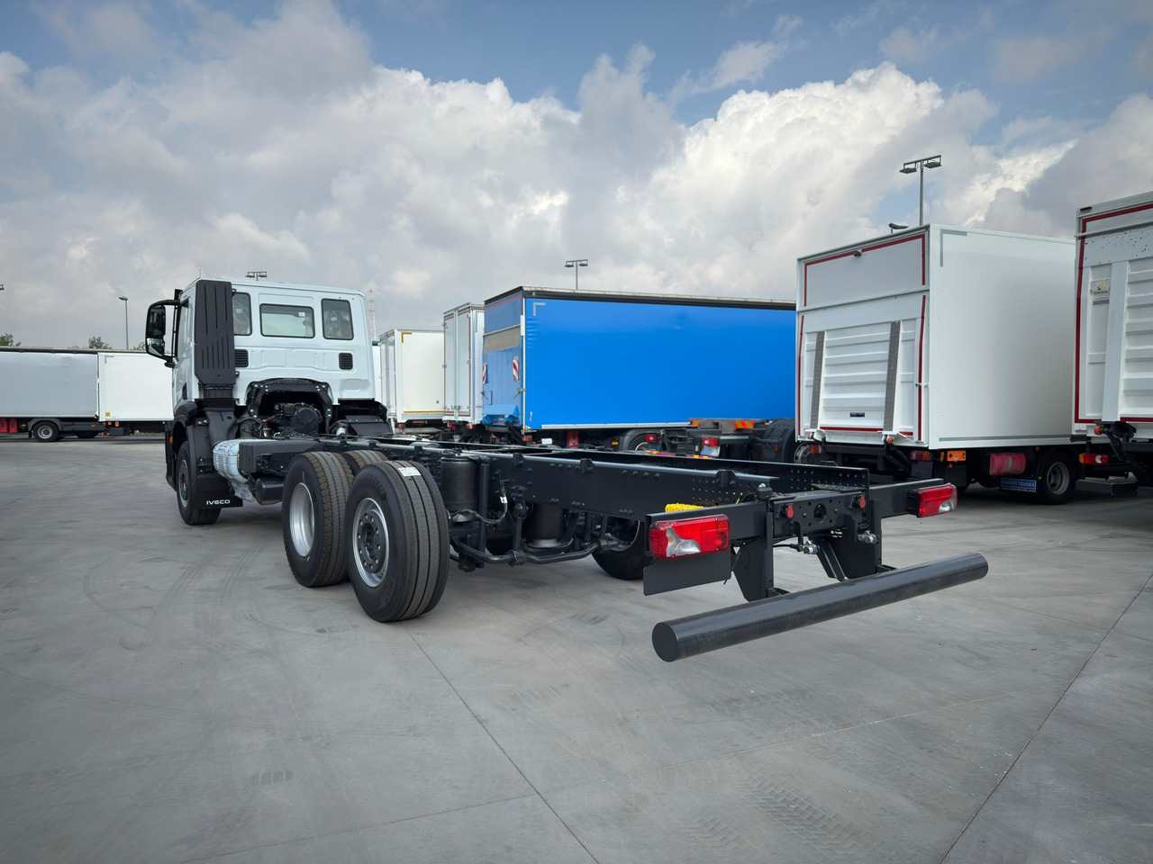 IVECO AD280X40 YPS ON X-WAY E6 (Chassis) - Вантажівка шасі: фото 5 IVECO AD280X40 YPS ON X-WAY E6 (Chassis) - Вантажівка шасі: фото 5