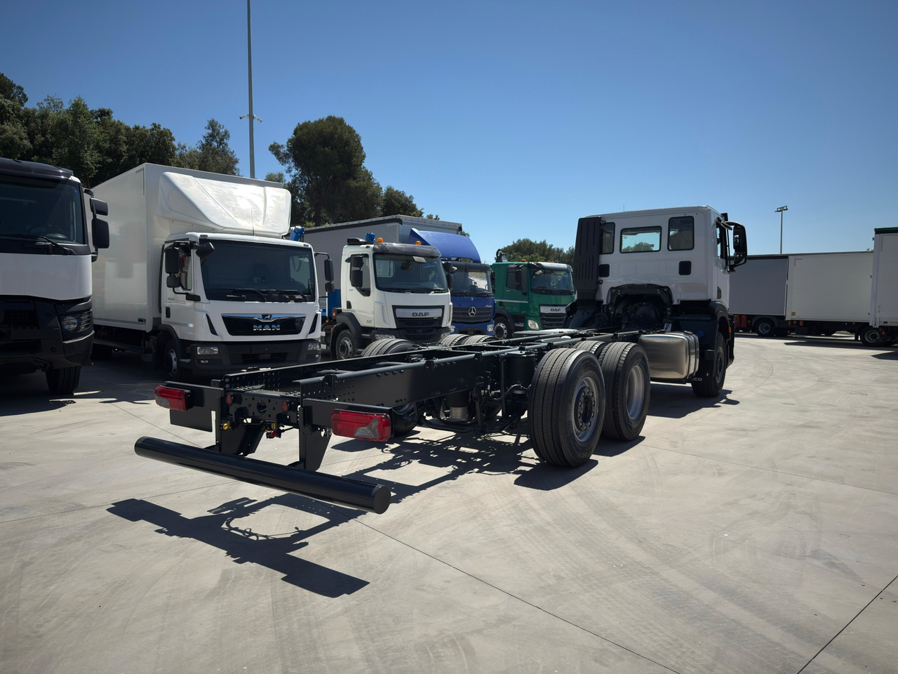 IVECO AD280X40 YPS ON X-WAY E6 (Chassis) - Вантажівка шасі: фото 4 IVECO AD280X40 YPS ON X-WAY E6 (Chassis) - Вантажівка шасі: фото 4