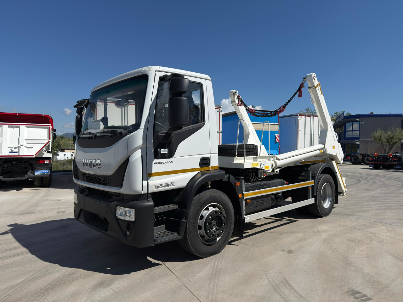 IVECO ML190E28L Eurocargo E6 (Track Equipment) - Скіповий навантажувач вантажівка: фото 1 IVECO ML190E28L Eurocargo E6 (Track Equipment) - Скіповий навантажувач вантажівка: фото 1