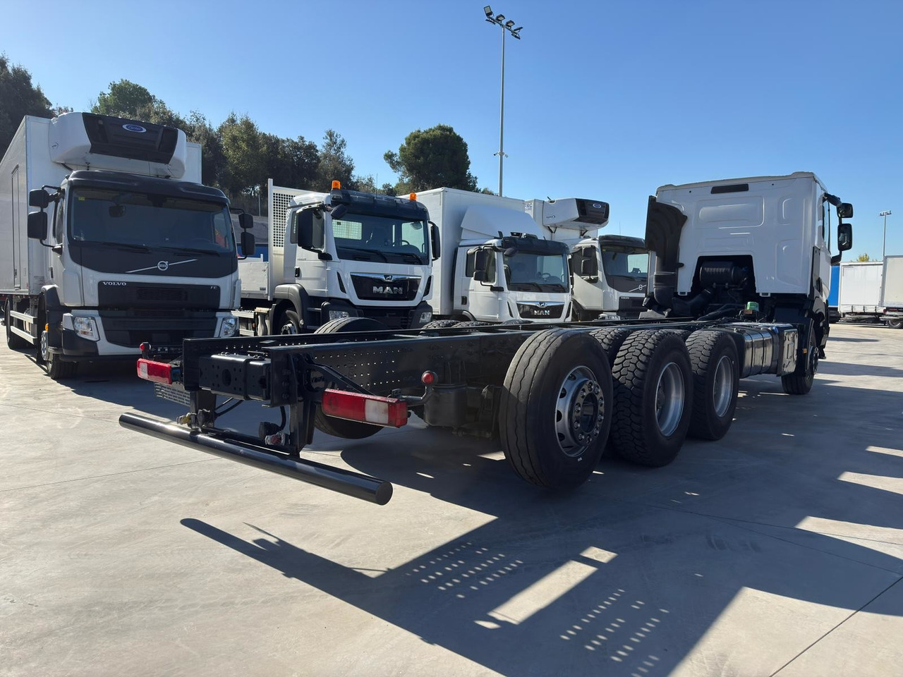 RENAULT C460 E6 (Chassis) - Інша техніка: фото 3 RENAULT C460 E6 (Chassis) - Інша техніка: фото 3