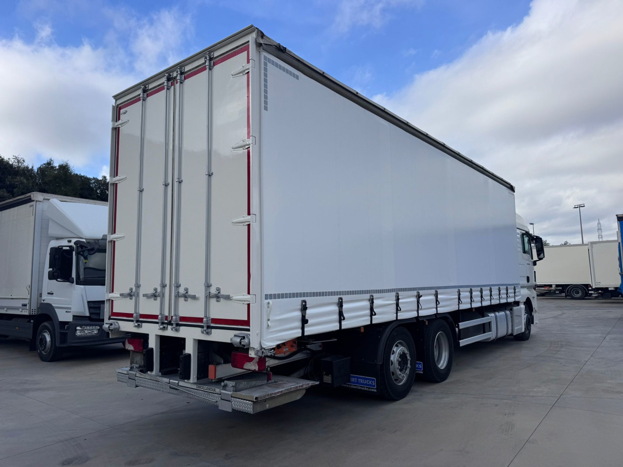 MAN 26.360 L TGX E6 (Tauliner) - Тентована вантажівка: фото 4 MAN 26.360 L TGX E6 (Tauliner) - Тентована вантажівка: фото 4