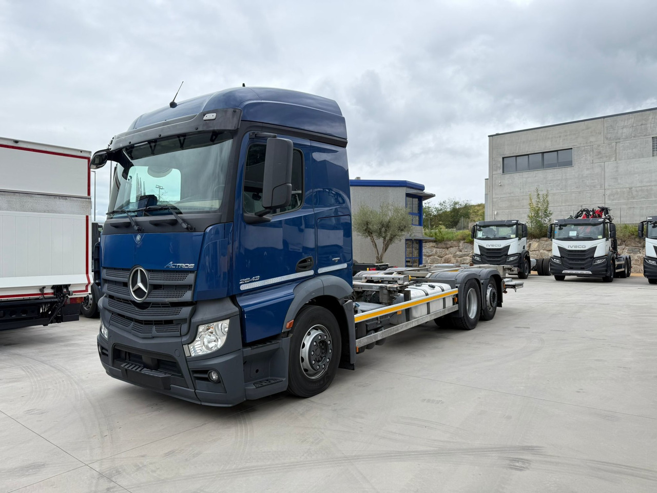 MERCEDES BENZ 25.43L Actros E6 (Chassis) - Вантажівка шасі: фото 1 MERCEDES BENZ 25.43L Actros E6 (Chassis) - Вантажівка шасі: фото 1