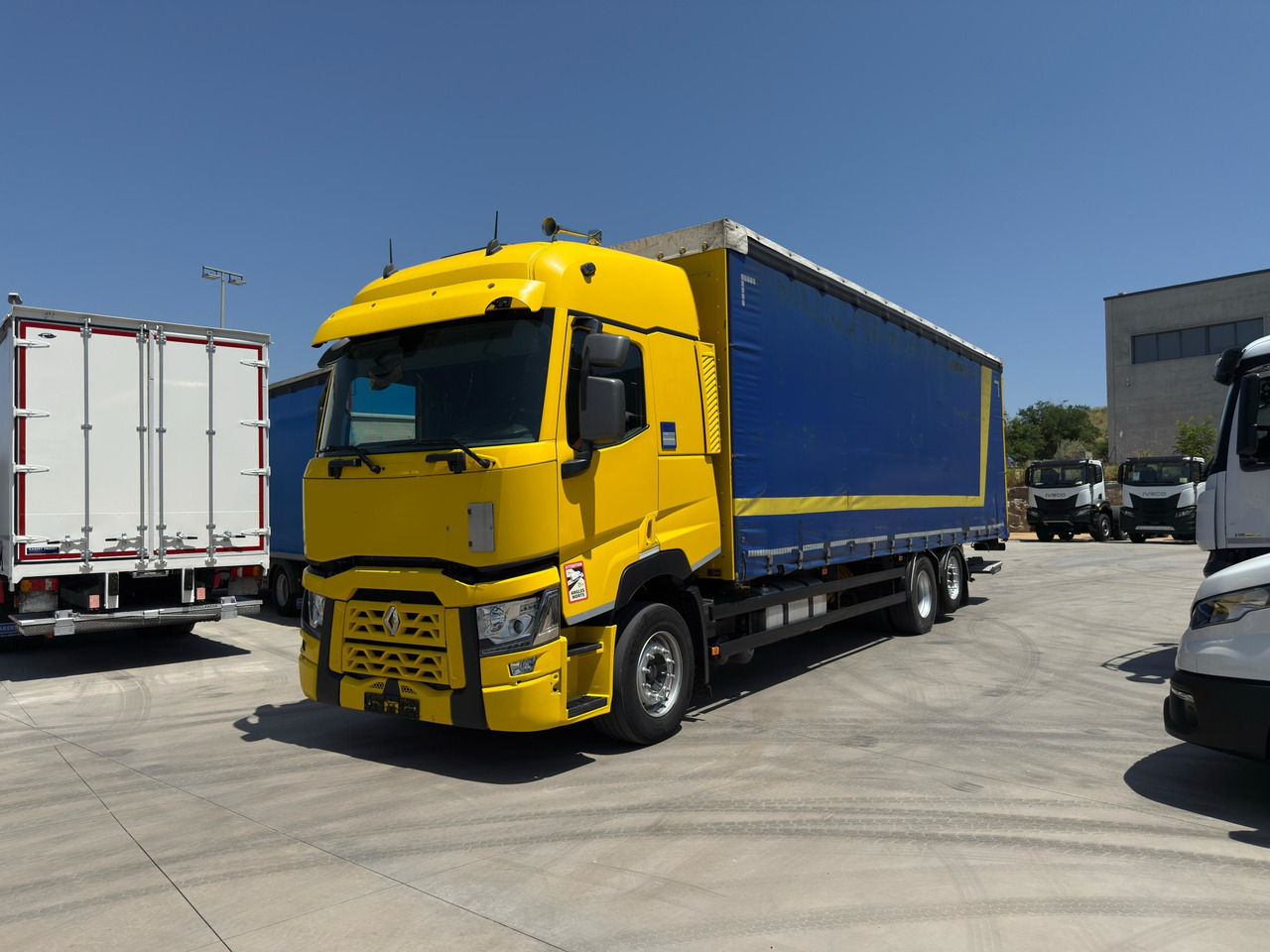 RENAULT T430 E6 (Tauliner) - Тентована вантажівка: фото 1 RENAULT T430 E6 (Tauliner) - Тентована вантажівка: фото 1