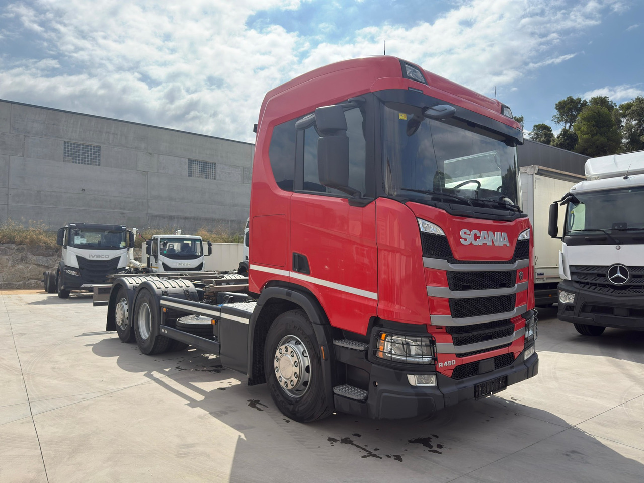 SCANIA R450 E6 (Chassis) - Вантажівка шасі: фото 2 SCANIA R450 E6 (Chassis) - Вантажівка шасі: фото 2