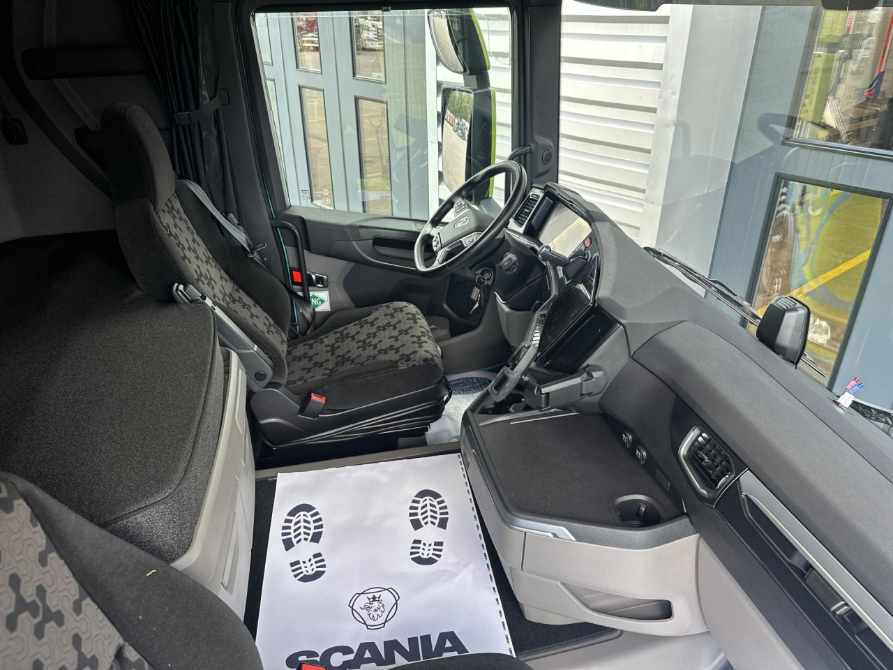 Тягач SCANIA R 460 A4x2NB: фото 8 Тягач SCANIA R 460 A4x2NB: фото 8