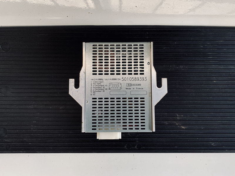 Volvo FL 280 - Блок управління: фото 1 Volvo FL 280 - Блок управління: фото 1