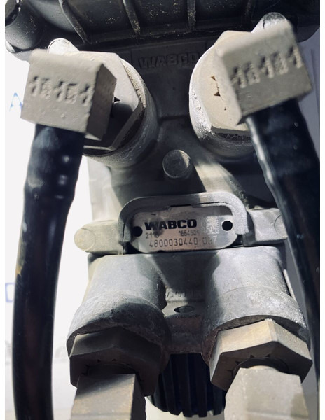 Wabco XF 106 - Клапан: фото 3 Wabco XF 106 - Клапан: фото 3