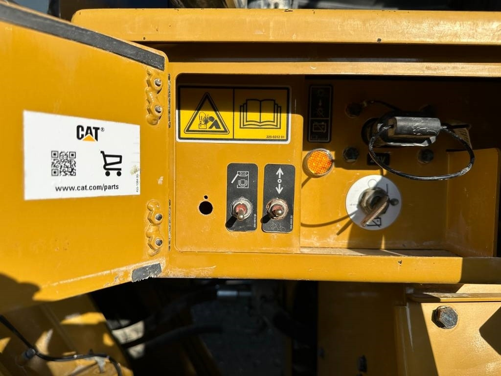 Колісний навантажувач CAT 966 M: фото 15 Колісний навантажувач CAT 966 M: фото 15