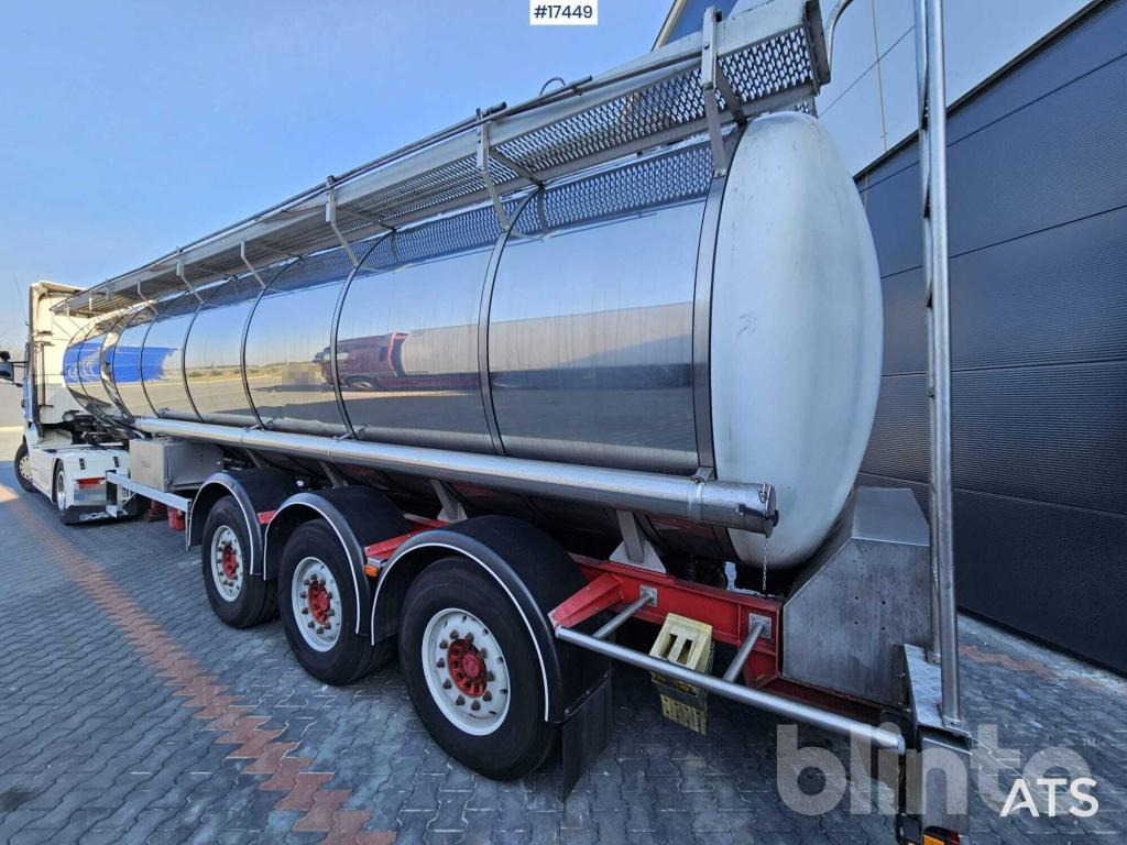 Burg BPO 12-24 ZGZXX (2003) - Напівпричіп цистерна: фото 4 Burg BPO 12-24 ZGZXX (2003) - Напівпричіп цистерна: фото 4