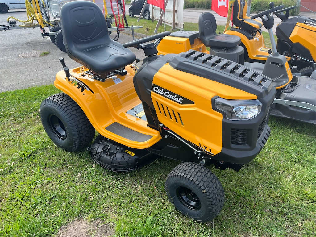 Cub Cadet LT1 NS92 - Газонокосарка: фото 3 Cub Cadet LT1 NS92 - Газонокосарка: фото 3