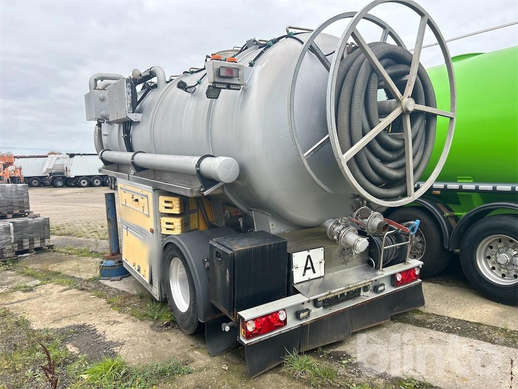 ENS Saug Truck XXL 18 (2009) - Напівпричіп цистерна: фото 3 ENS Saug Truck XXL 18 (2009) - Напівпричіп цистерна: фото 3