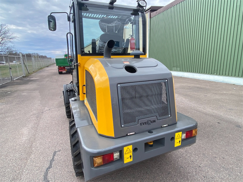 Everun ER408 PRO 4-cyl. 40 hk - Колісний навантажувач: фото 4 Everun ER408 PRO 4-cyl. 40 hk - Колісний навантажувач: фото 4