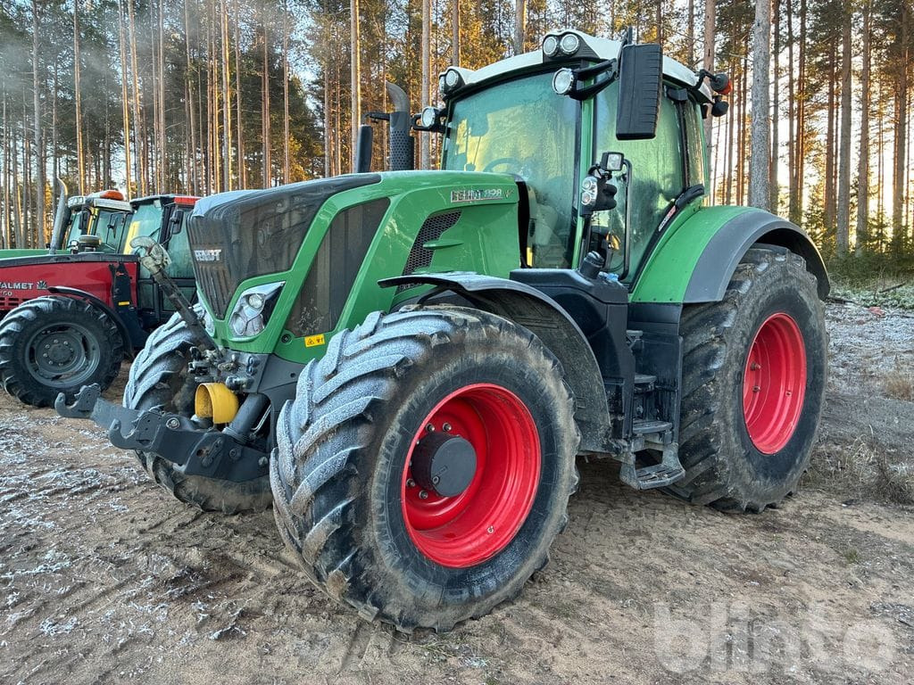FENDT 828 Vario - Трактор: фото 1 FENDT 828 Vario - Трактор: фото 1