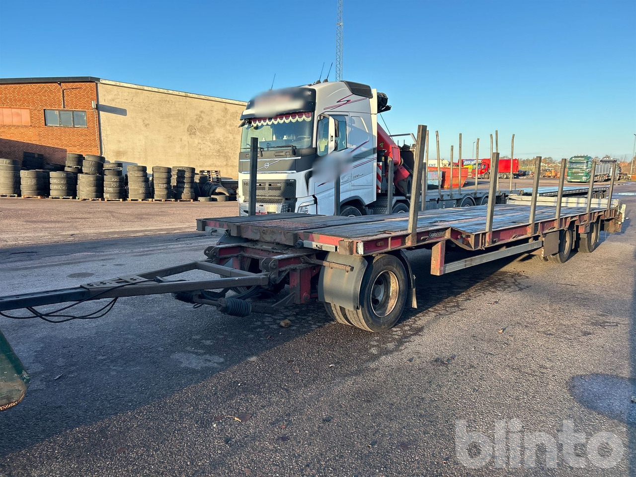 GOLDHOFER TU-L 3-24/80 - Nybesiktigad! - Бортовий причіп/ Платформа: фото 1 GOLDHOFER TU-L 3-24/80 - Nybesiktigad! - Бортовий причіп/ Платформа: фото 1