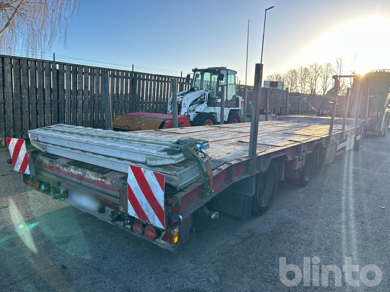 GOLDHOFER TU-L 3-24/80 - Nybesiktigad! - Бортовий причіп/ Платформа: фото 3 GOLDHOFER TU-L 3-24/80 - Nybesiktigad! - Бортовий причіп/ Платформа: фото 3