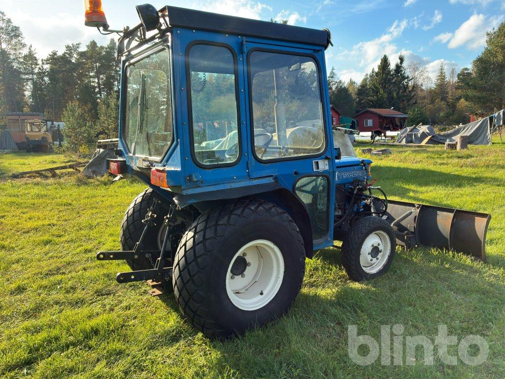 ISEKI 2220 - Трактор: фото 5 ISEKI 2220 - Трактор: фото 5