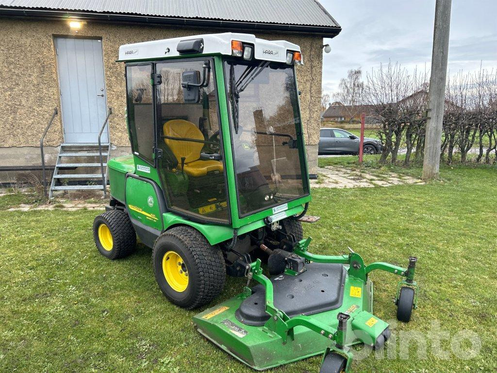 John Deere 1565 Series II 4WD - Газонокосарка: фото 3 John Deere 1565 Series II 4WD - Газонокосарка: фото 3