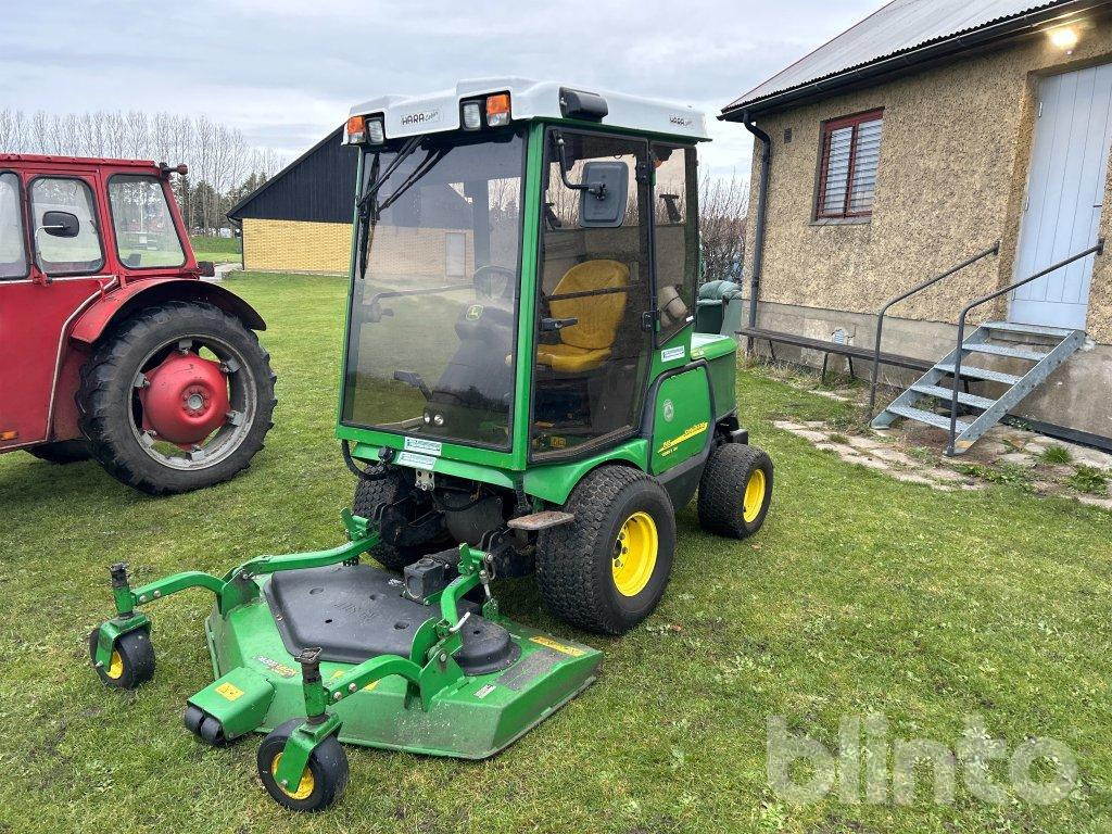 John Deere 1565 Series II 4WD - Газонокосарка: фото 1 John Deere 1565 Series II 4WD - Газонокосарка: фото 1