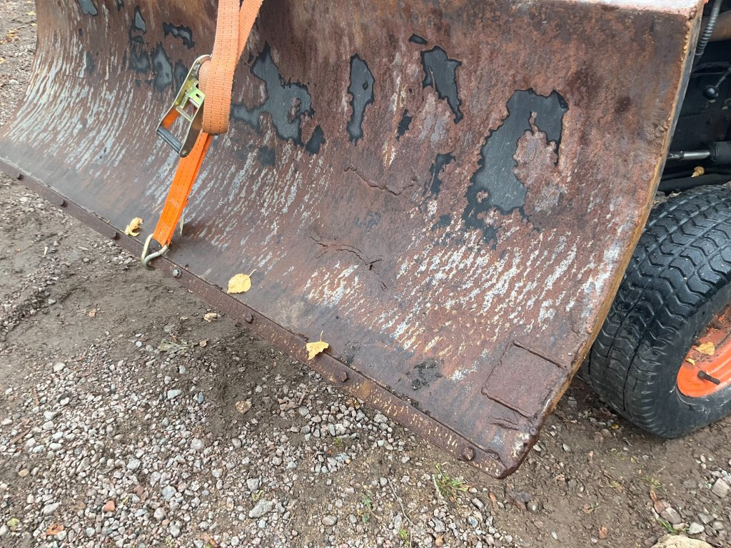 KUBOTA B 7100 HST - Трактор: фото 5 KUBOTA B 7100 HST - Трактор: фото 5