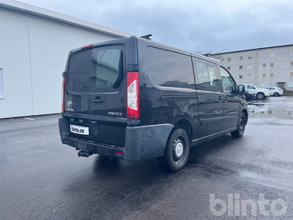 TOYOTA X - Комерційний автомобіль: фото 5 TOYOTA X - Комерційний автомобіль: фото 5