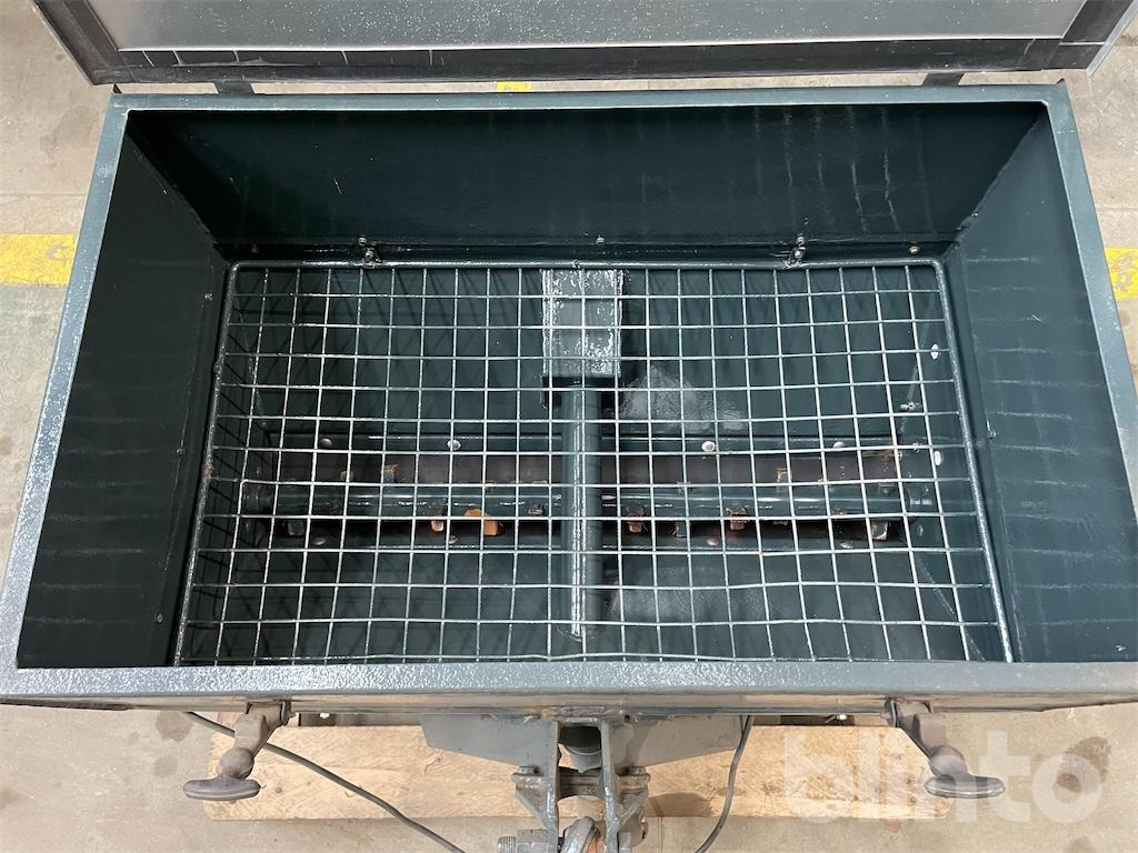 Комунальна/ Спеціальна техніка Kramer Tremo 401L (1991): фото 24 Комунальна/ Спеціальна техніка Kramer Tremo 401L (1991): фото 24