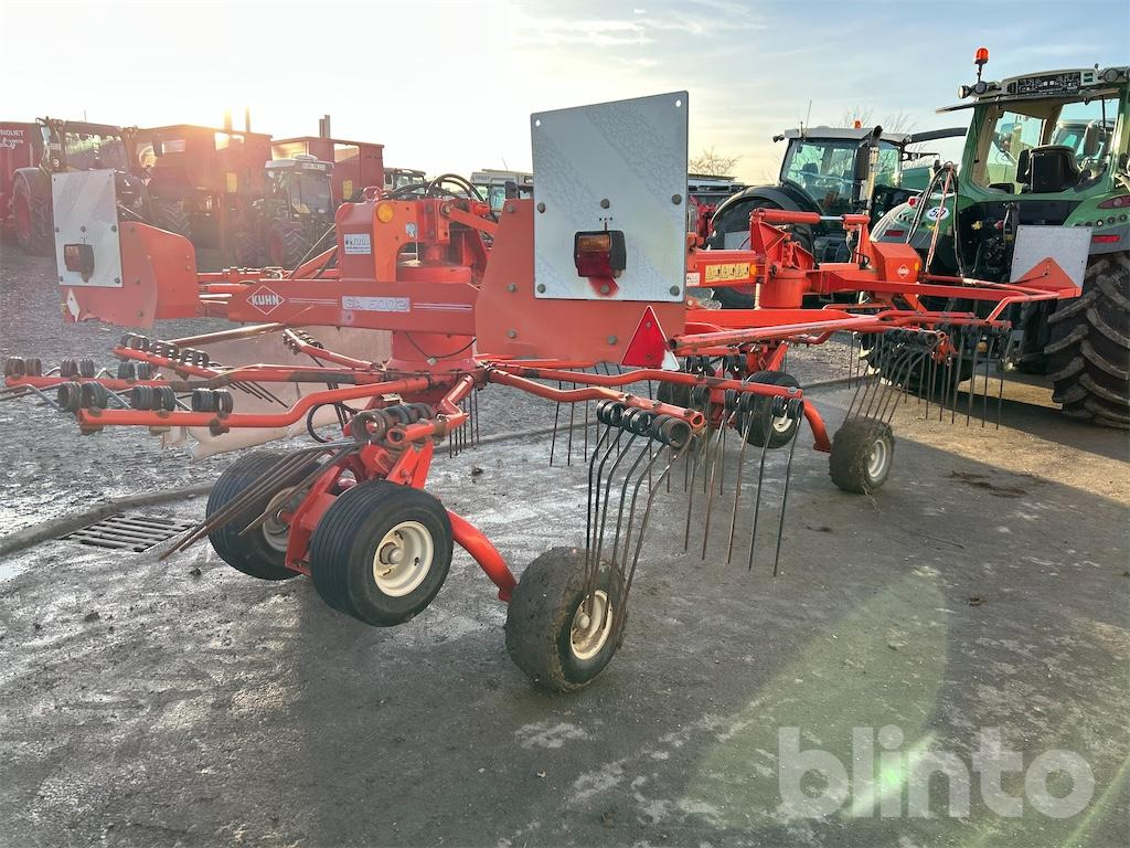 Kuhn GA 6002 - Сіноворушилка: фото 2 Kuhn GA 6002 - Сіноворушилка: фото 2