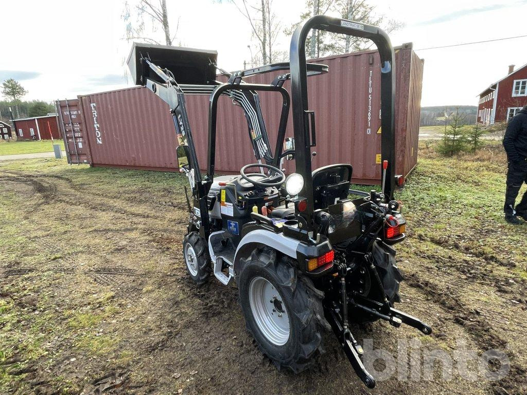 Landtrac 4wd med lastare - Мінітрактор: фото 3 Landtrac 4wd med lastare - Мінітрактор: фото 3