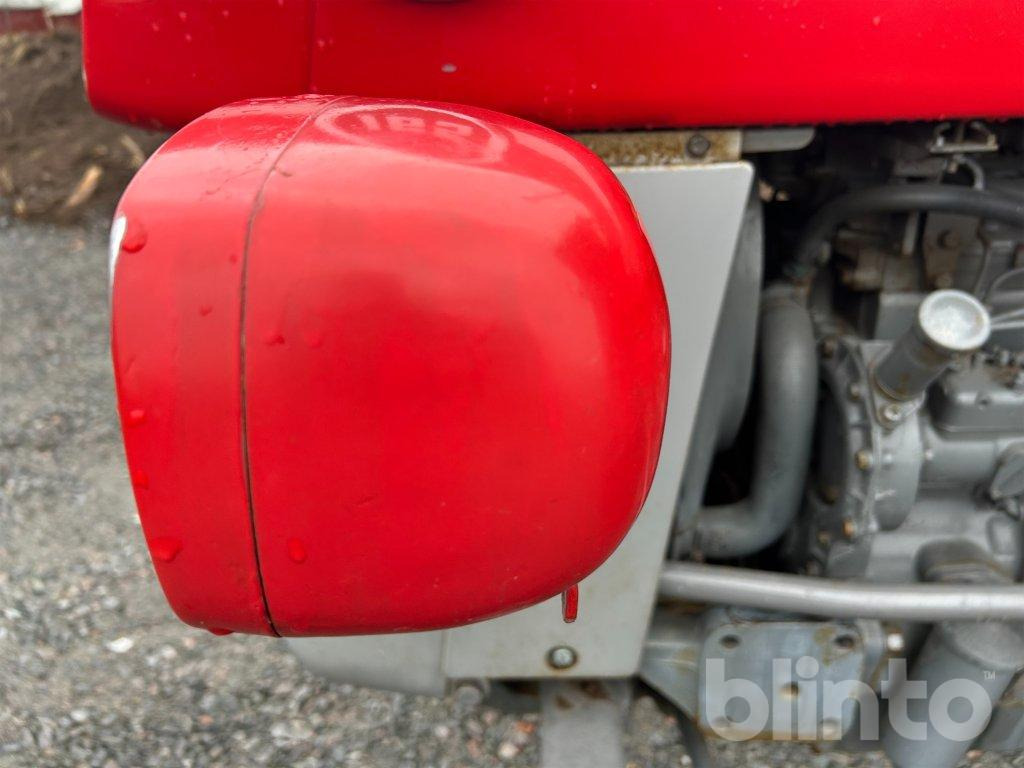 Трактор MASSEY FERGUSON 165: фото 28