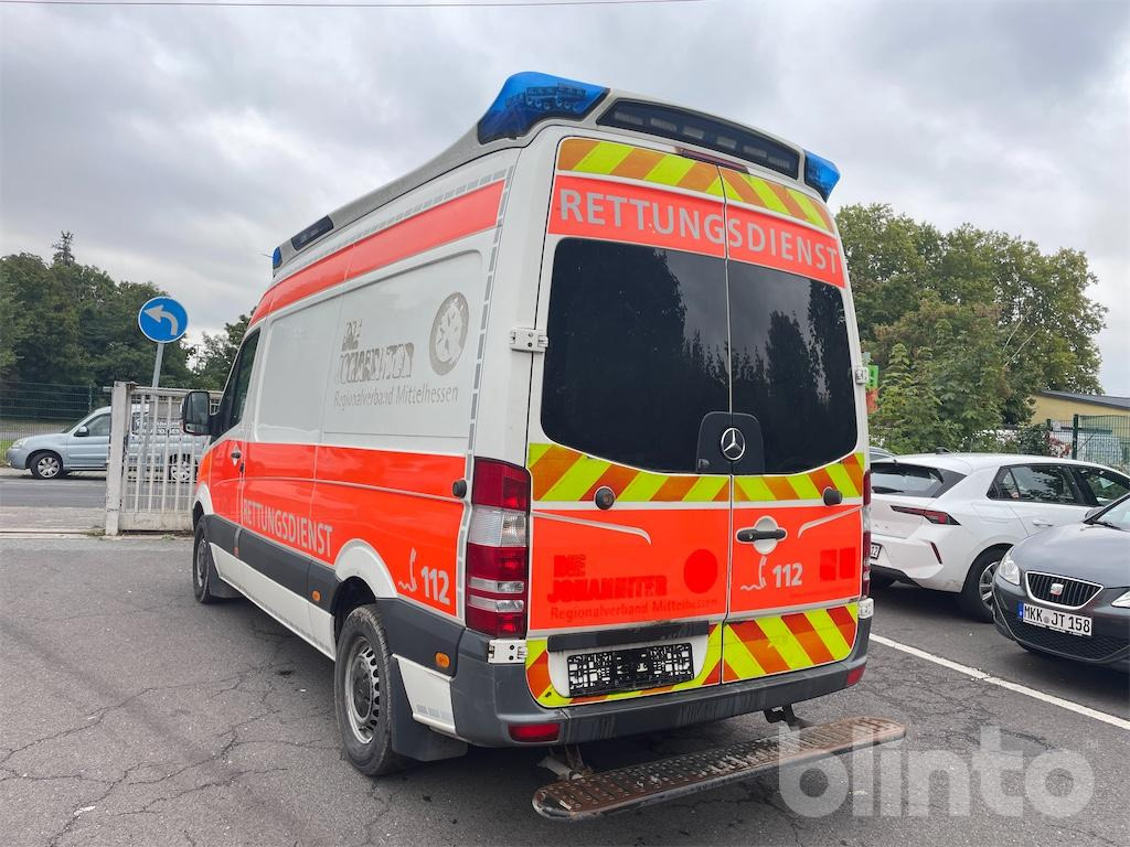 Mercedes Benz Sprinter 316D - Карета швидкої допомоги: фото 4 Mercedes Benz Sprinter 316D - Карета швидкої допомоги: фото 4