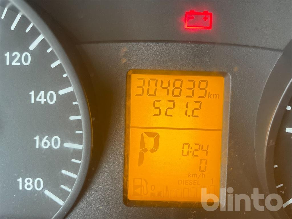 Mercedes Benz Sprinter 316D - Карета швидкої допомоги: фото 5 Mercedes Benz Sprinter 316D - Карета швидкої допомоги: фото 5