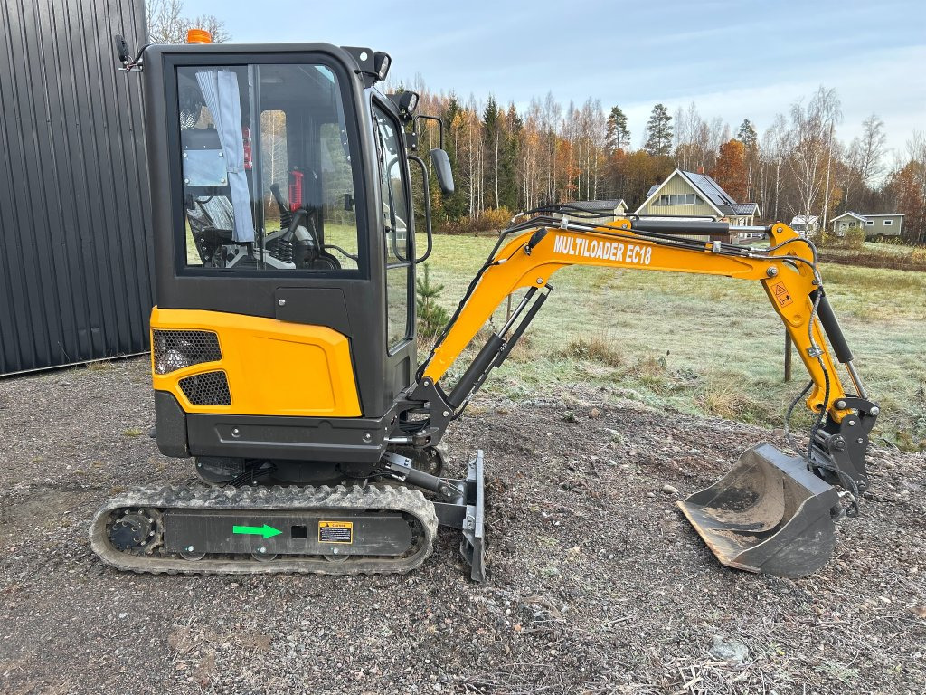 Multiloader EC18 med redskap - Міні-екскаватор: фото 5 Multiloader EC18 med redskap - Міні-екскаватор: фото 5