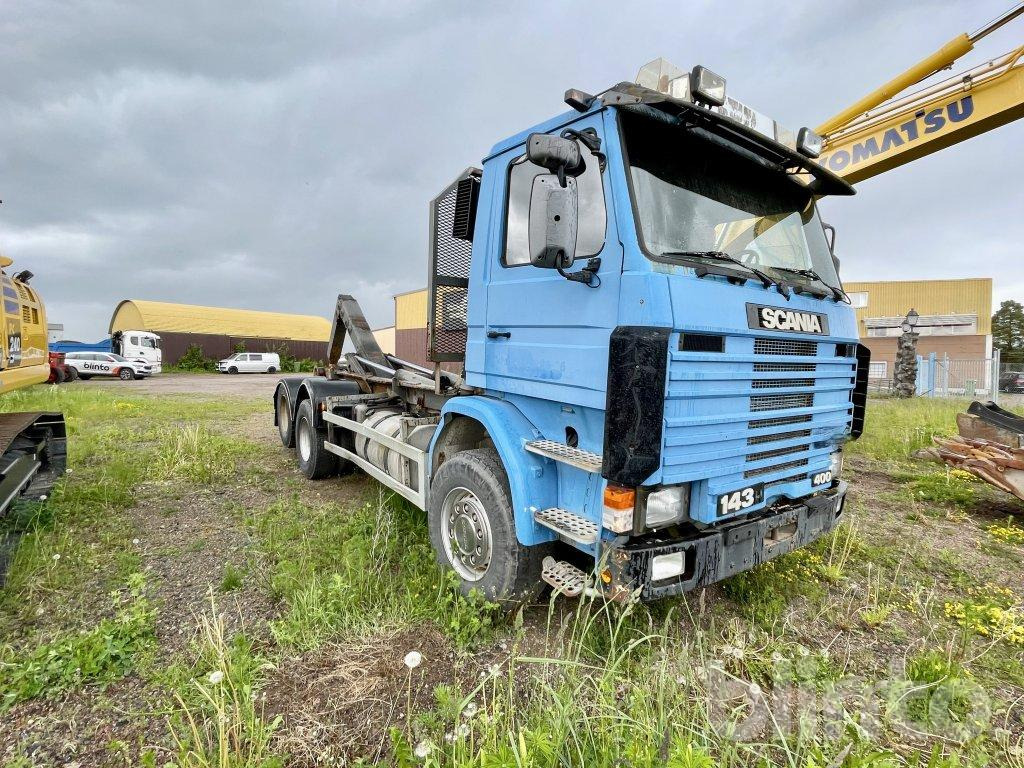 SCANIA R143HL6X2 AVK - Гаковий мультиліфт вантажівка: фото 2 SCANIA R143HL6X2 AVK - Гаковий мультиліфт вантажівка: фото 2