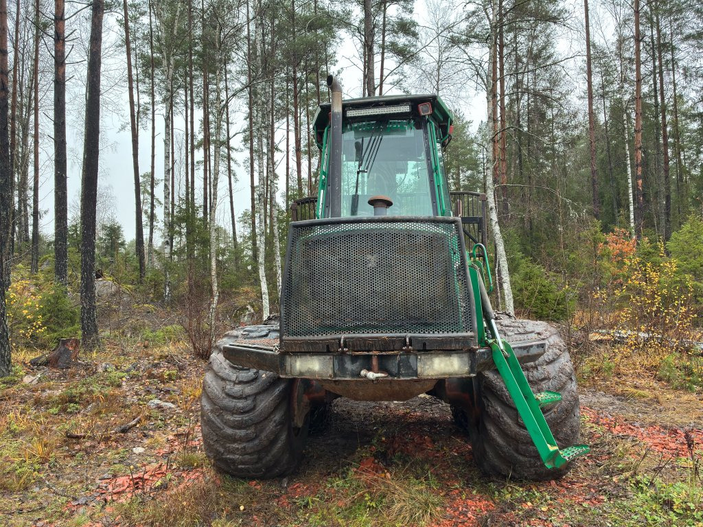 TIMBERJACK 1410B - Форвардер: фото 2 TIMBERJACK 1410B - Форвардер: фото 2