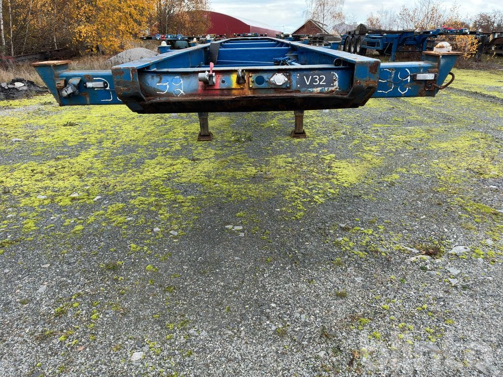 TRAUFO FRUEHAUF - Бортовий напівпричіп/ Платформа: фото 2 TRAUFO FRUEHAUF - Бортовий напівпричіп/ Платформа: фото 2