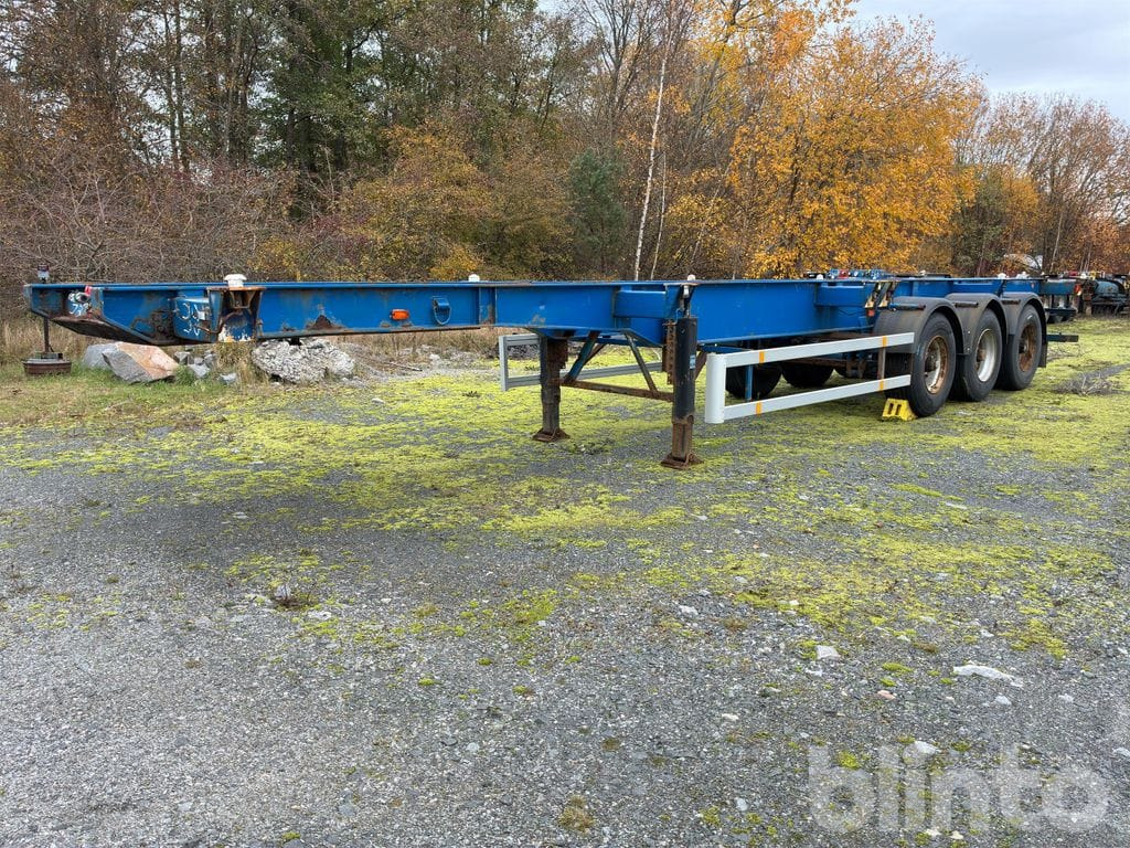 TRAUFO FRUEHAUF - Бортовий напівпричіп/ Платформа: фото 1 TRAUFO FRUEHAUF - Бортовий напівпричіп/ Платформа: фото 1