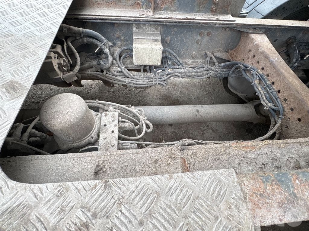 Тягач VOLVO: фото 43