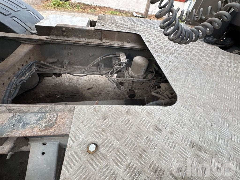 Тягач VOLVO: фото 22