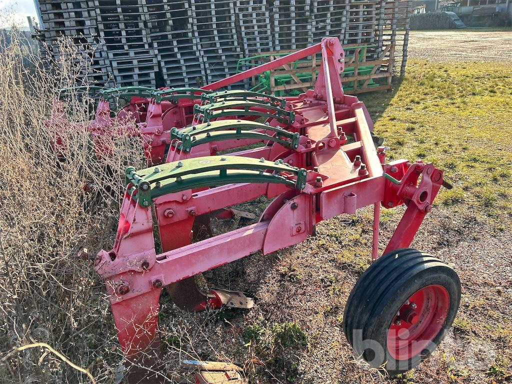 UNIA KRET 7 - Глибокорозпушувач: фото 3 UNIA KRET 7 - Глибокорозпушувач: фото 3