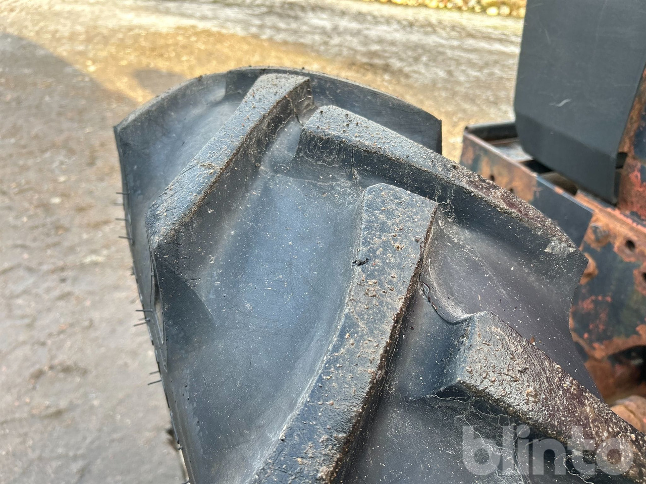 Трактор VALMET 405-4: фото 19 Трактор VALMET 405-4: фото 19