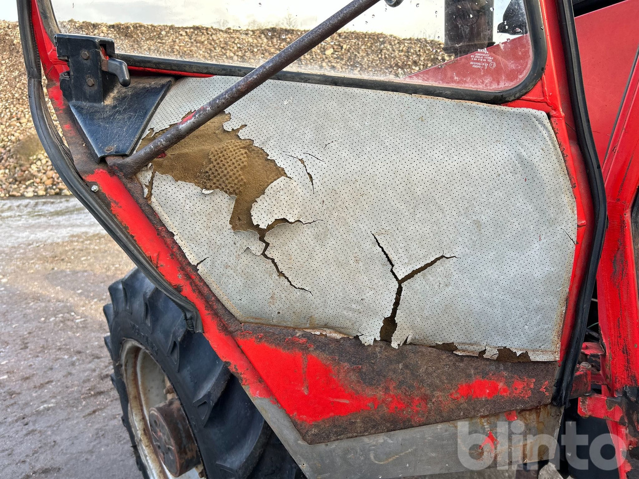 Трактор VALMET 405-4: фото 23 Трактор VALMET 405-4: фото 23