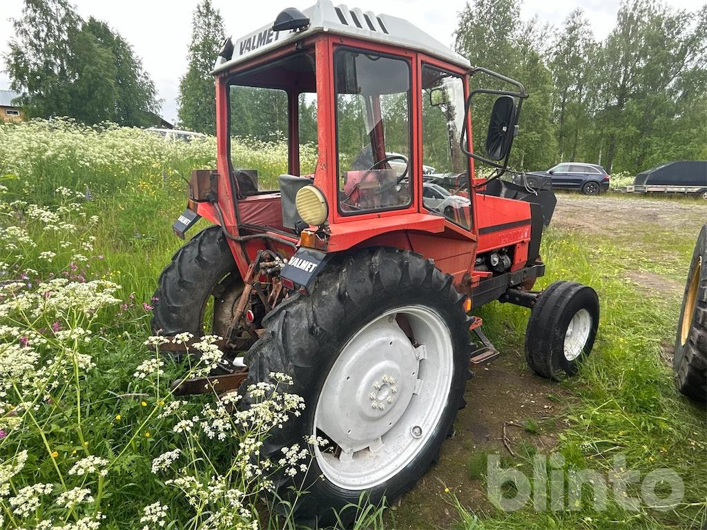 VALMET 604 - Трактор: фото 4 VALMET 604 - Трактор: фото 4