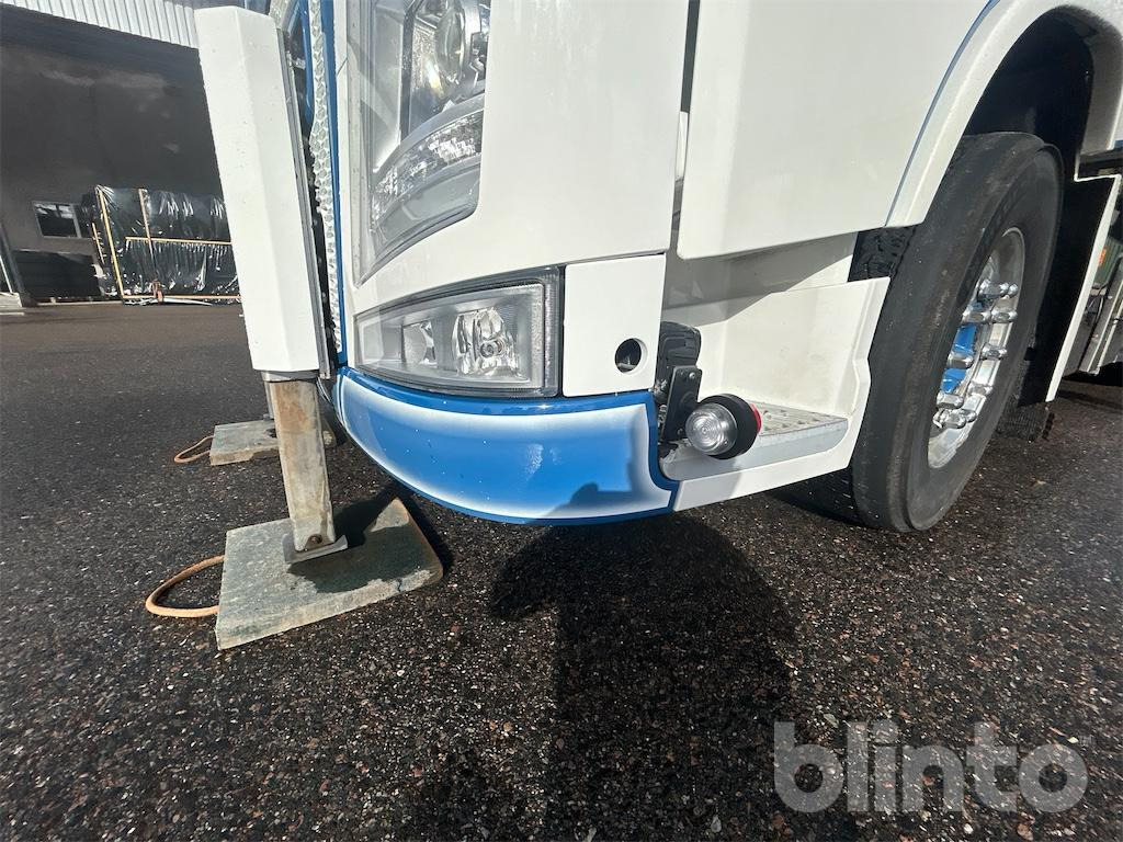 Бортова вантажівка/ Платформа, Вантажівка з маніпулятором VOLVO FH 8*4 Palfinger PK: фото 17