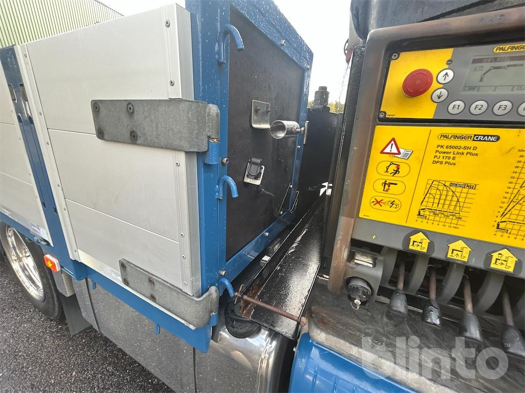 Бортова вантажівка/ Платформа, Вантажівка з маніпулятором VOLVO FH 8*4 Palfinger PK: фото 36