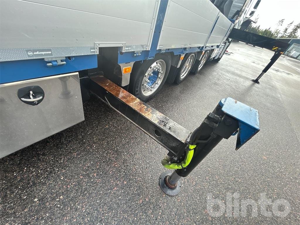 Бортова вантажівка/ Платформа, Вантажівка з маніпулятором VOLVO FH 8*4 Palfinger PK: фото 43