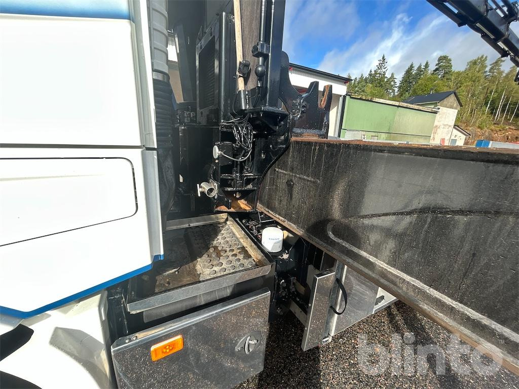 Бортова вантажівка/ Платформа, Вантажівка з маніпулятором VOLVO FH 8*4 Palfinger PK: фото 11