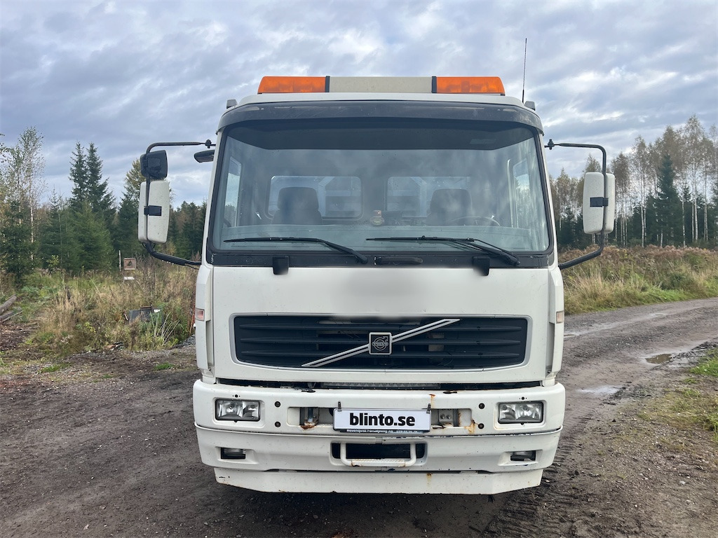VOLVO FL6 4*2 - Гаковий мультиліфт вантажівка: фото 2 VOLVO FL6 4*2 - Гаковий мультиліфт вантажівка: фото 2